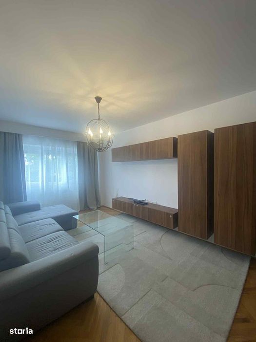 Chirie,Ap.4 camere,Soarelui