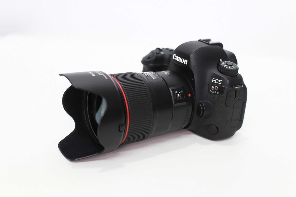 Camera Foto DSLR Canon 6D Mark II, Obiectiv DSLR EF 35MM F1,4 L II USM