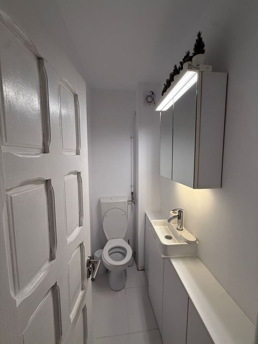 Inchiriez apartament 3 camere