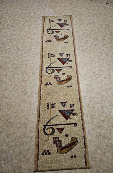 Продаются ковры.