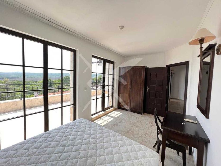 Продава се Тристаен апартамент в Обзор - 236 кв.м за 1000 €/кв.м - Снимка #7