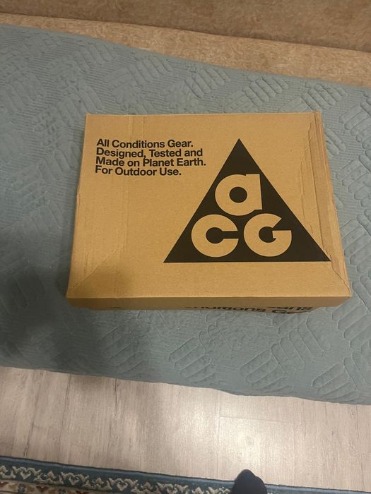 Обменяю зимние ботнки Nike ACG 45 разммер на скины из CS2