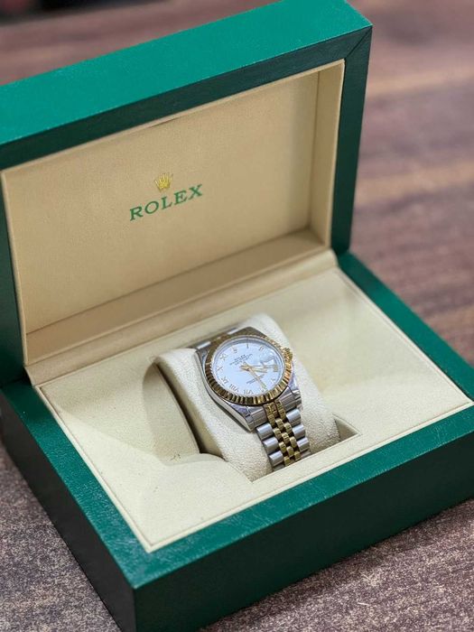 Часовник Rolex Oyster Perpetual Datejust