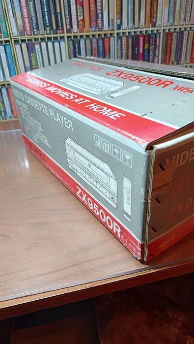 Коробка магнитофона акай 120