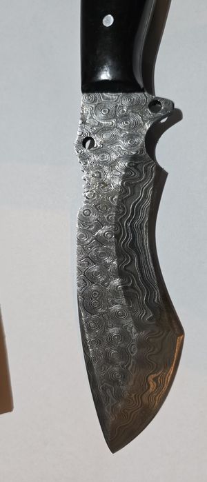 Cutit Vânătoare Bushcraft Damascus & Buffalo Horn