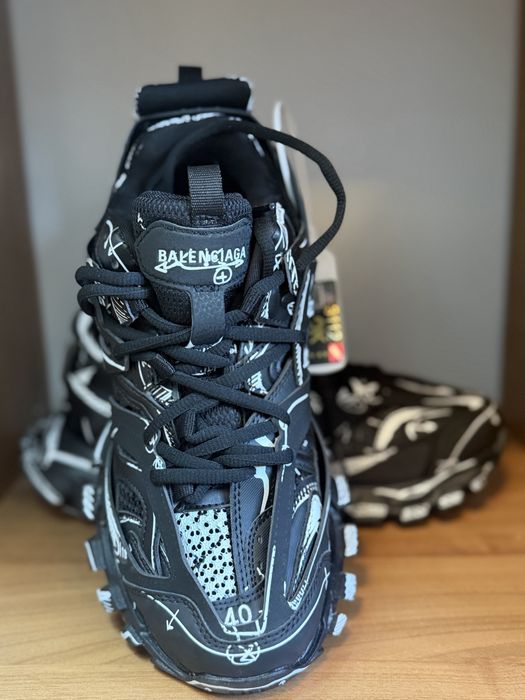 Balenciaga Track 40 reducere 30%