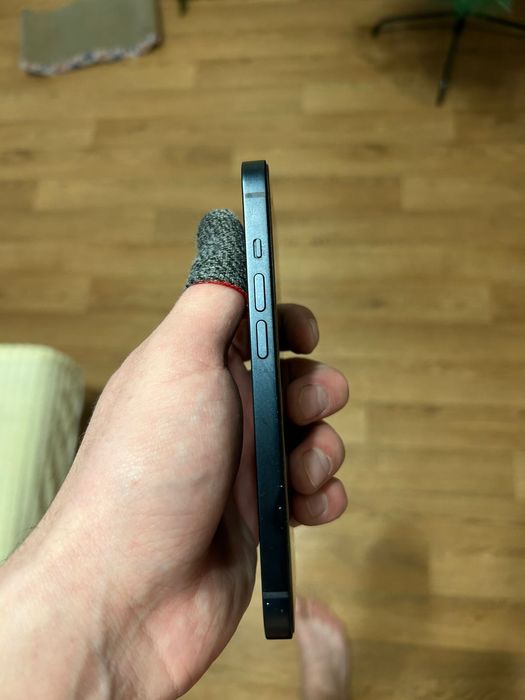 Айфон 14 в идеальном состоянии