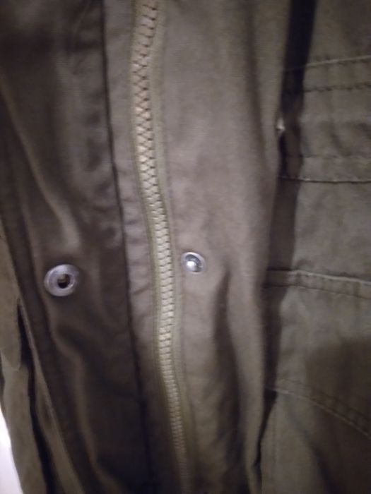 Haina de iarna cu glugă