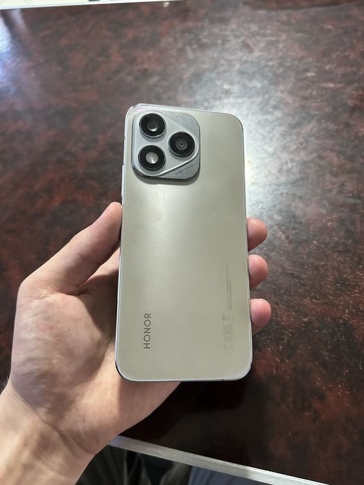 Honor 400 lite sotiladii