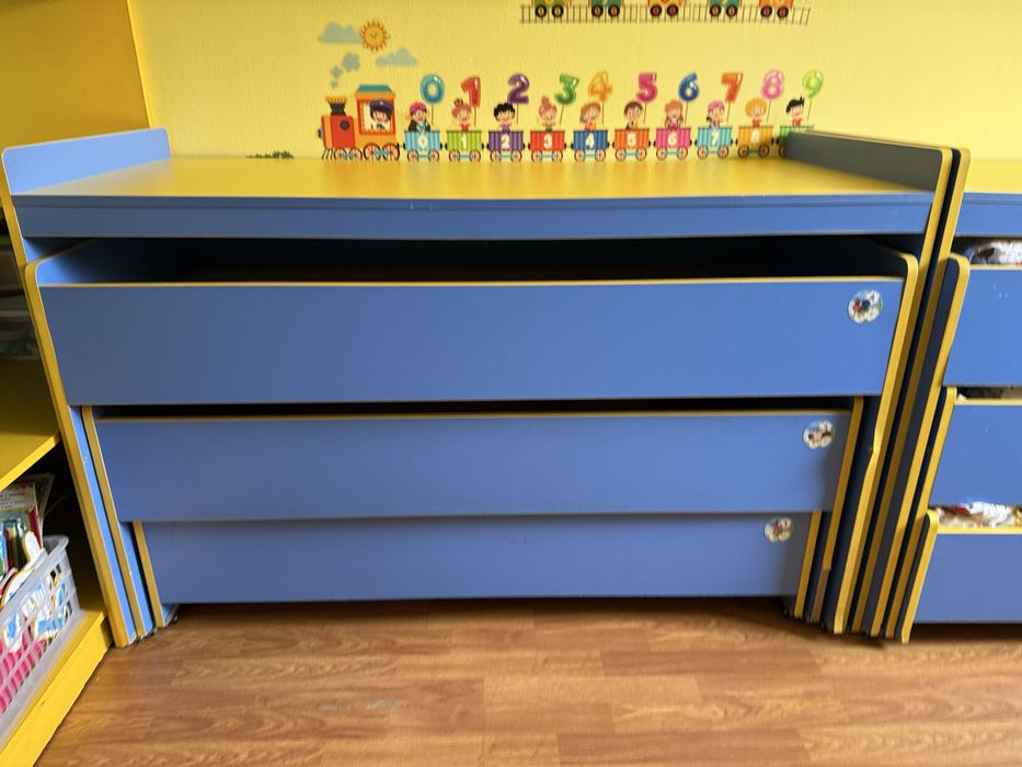 Кроватка детская тройная