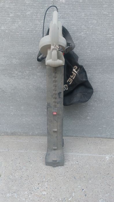 Пылесос садовый ЗПСЗ-3000