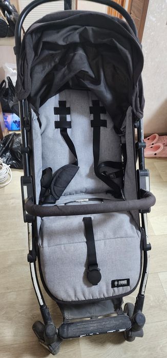 Детская коляска.