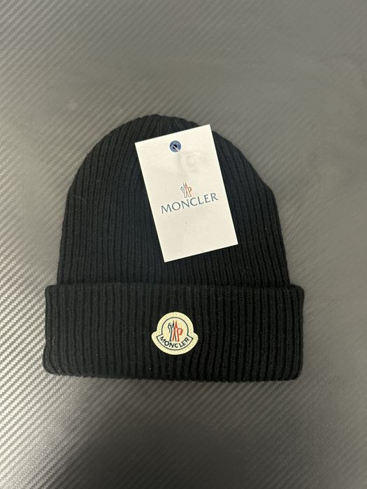Caciula moncler