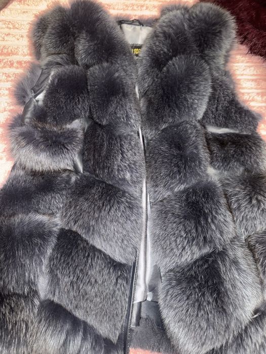 Елек естествен косъм, с невероятна мекота и стилна кройка