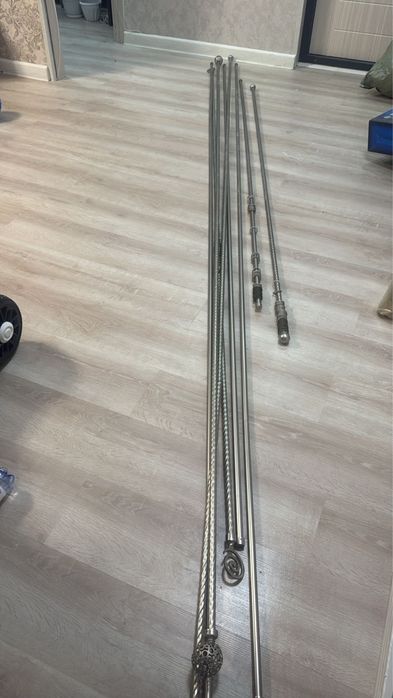 Продам настенные карнизы