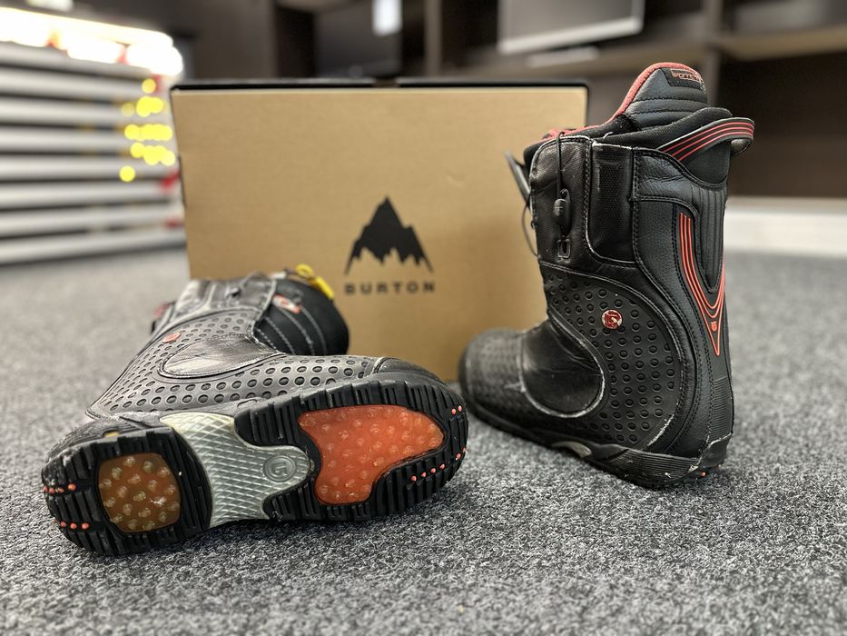 Смоуборт обувки Burton