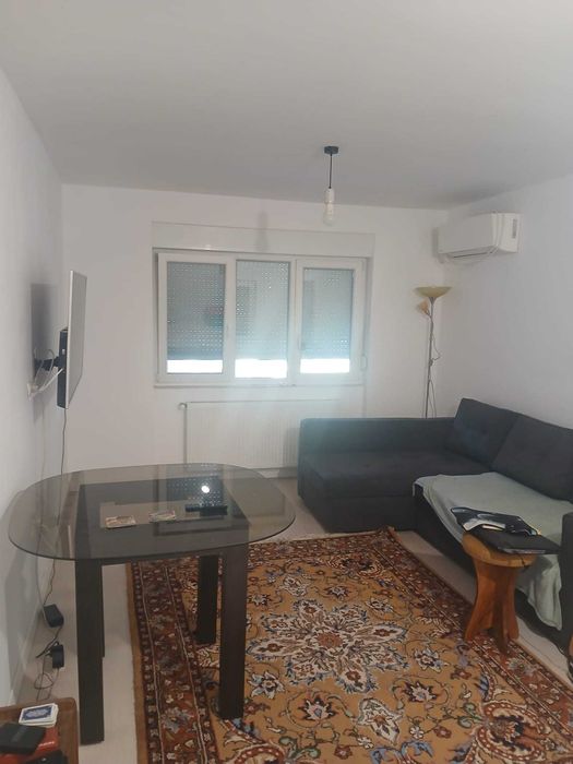 Apartament, 15 micro