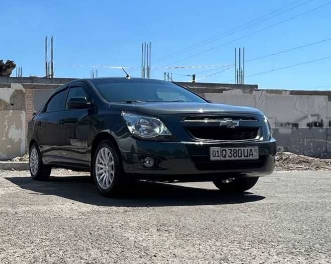 Продам свой Cobalt LT МКПП с маленьким пробегом