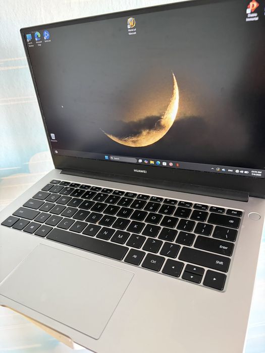 Лаптоп Huawei Ryzen 7 / 8GB RAM / 512GB SSD