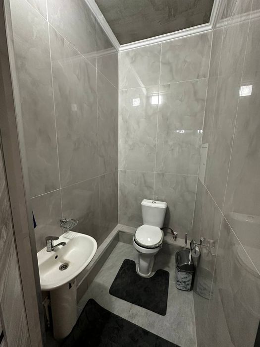 Урикзор резиденс,o'rikzor bozor oldi 2/8/16 400$