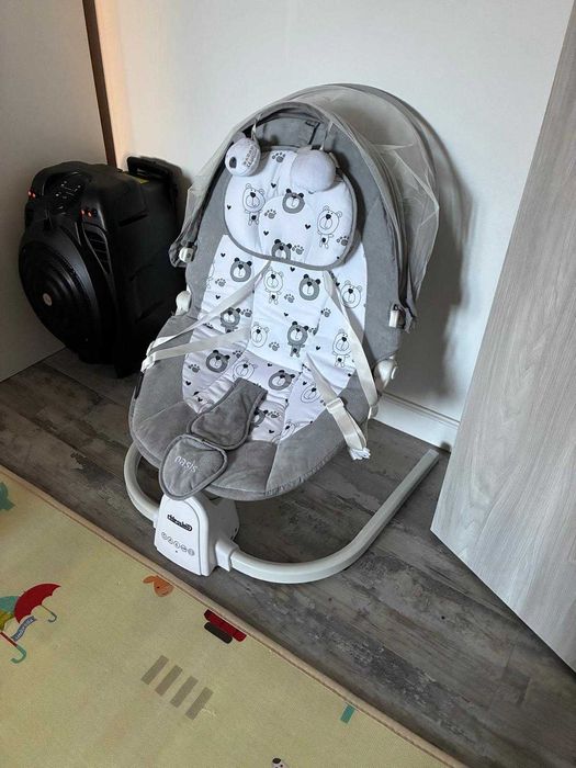 Vand patut , saltea patut plus toate accesorile patutului balansoar electric , turn de invatare