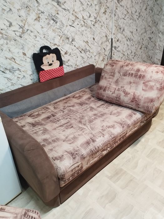 Продам диван раскладной