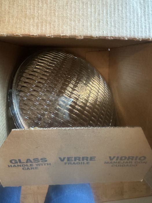 Продам лампы для бассейна