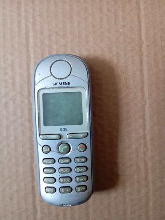 Стар GSM Siemens S35