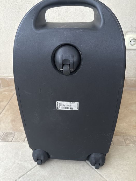 Aspirator Miele S8340 pentru piese