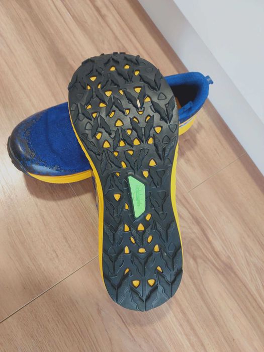 Asics Fuji Lite TRAIL, marime 44.5