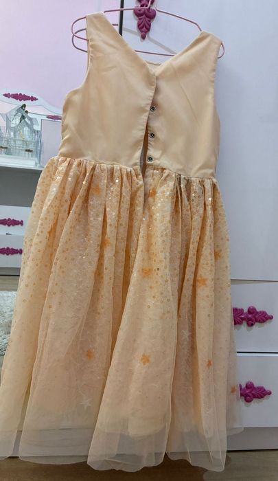 Нарядное платье для девочек