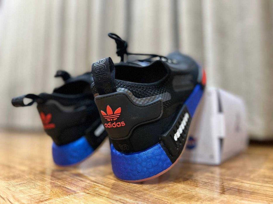 Adidas NMD_R1 Spectoo мужские кроссовки РАЗМЕР 39,40