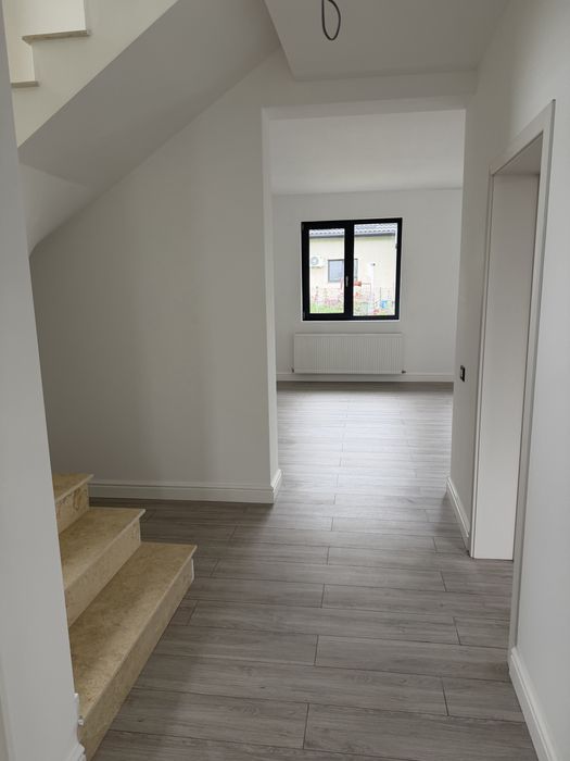 Casa recent finalizata catamaresti deal