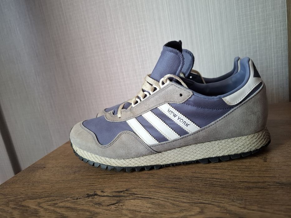 Adidas Originals New York маратонки 45 номер.