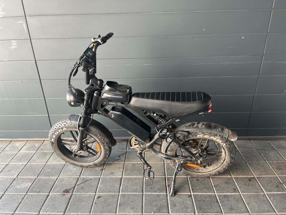 Bicicletă electrică V20 Pro – Stare foarte bună