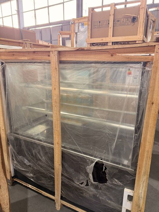 Snow Village Vitrinniy xolodilnik HY-1200w (528L)