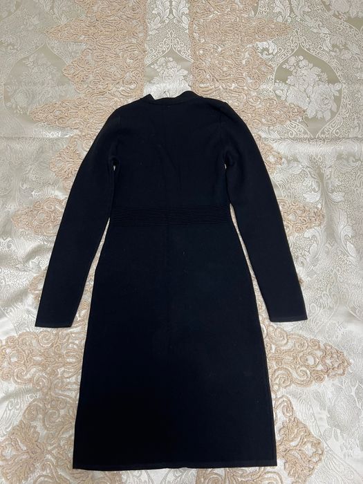 Къса черна рокля плетиво