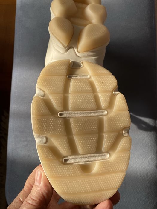 BERSHKA летние кроссовки