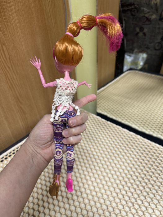 Продам куклу монстр хай!