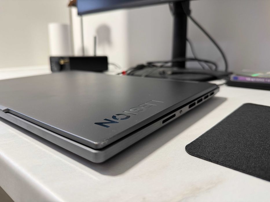 Laptop gaming Lenovo Legion Slim 7 | Ryzen 7 7840HS | 32GB | 2TB | RTX 4060 | Garantie