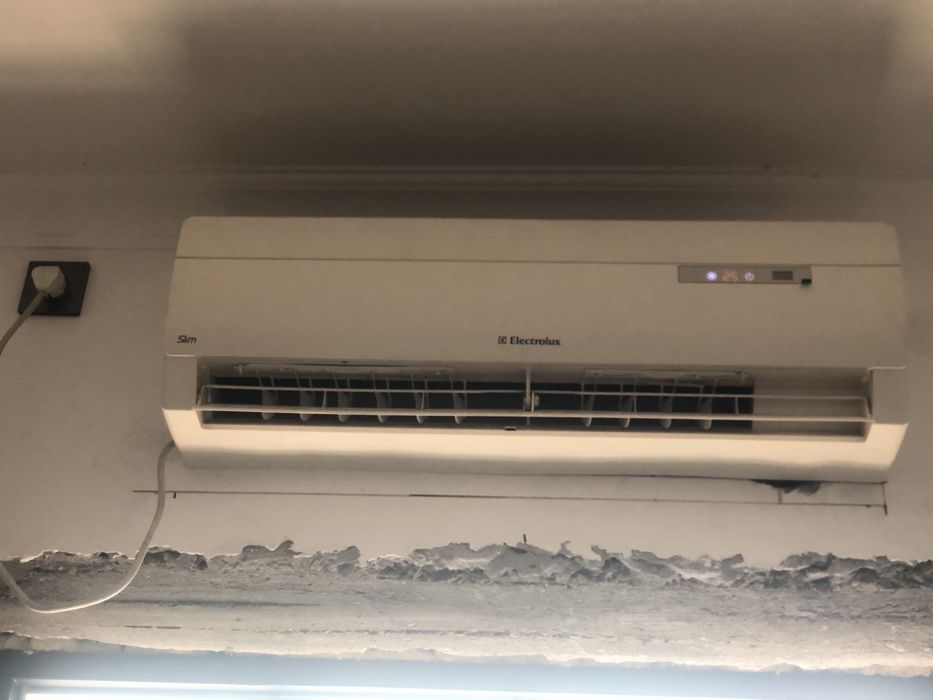 Продаётся кондиционер в отличном состояние