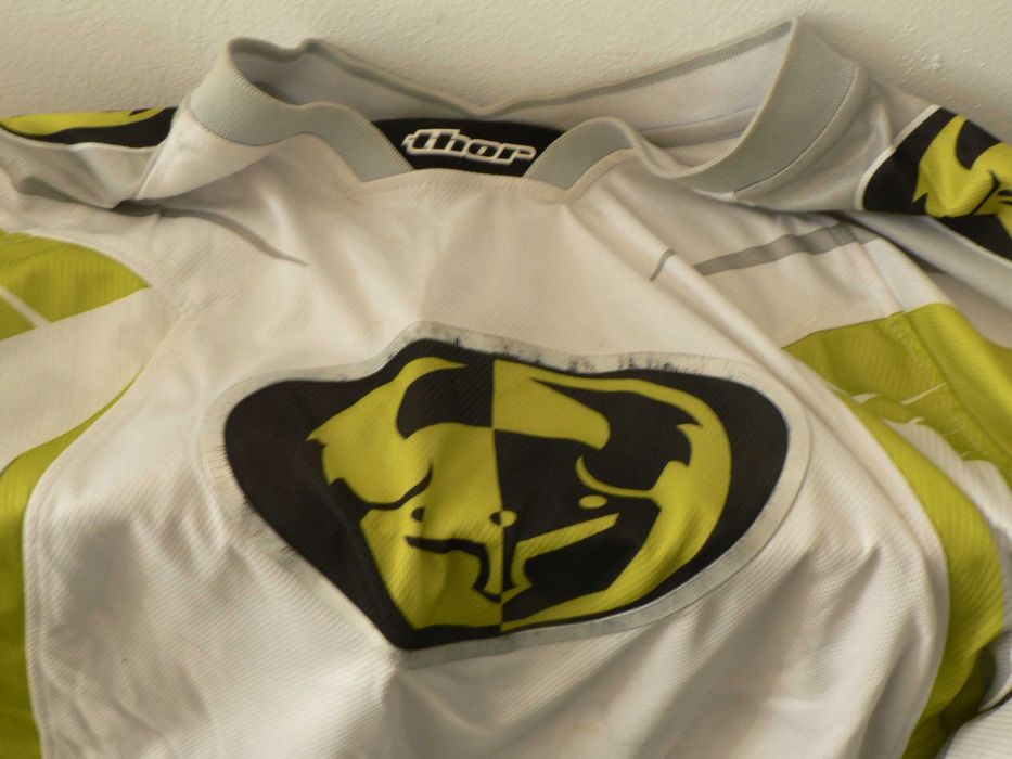 мотокрос екип, каска, ботуши, очила, ръкавици