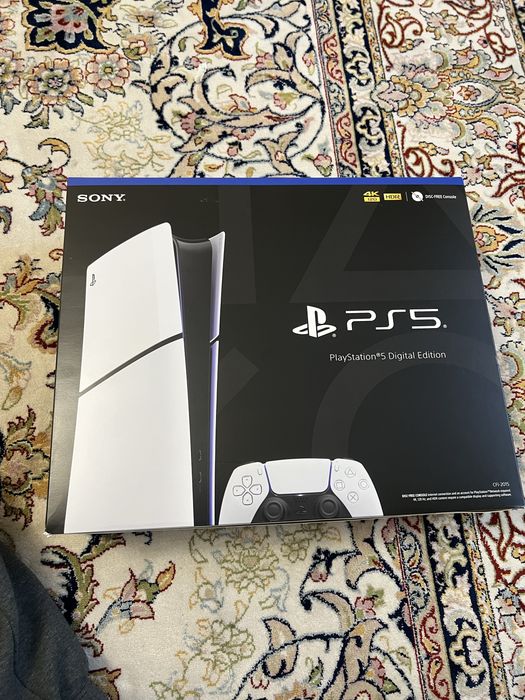 Продам PS5 DIgitial Edition 1tb