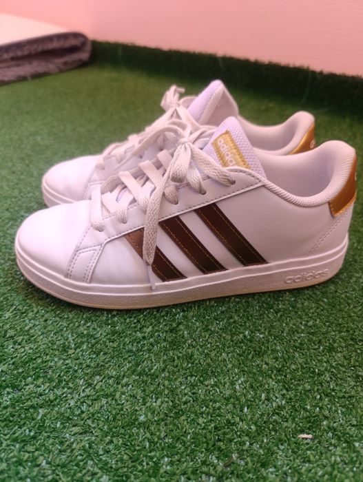 Маратонки Adidas 36 2/3