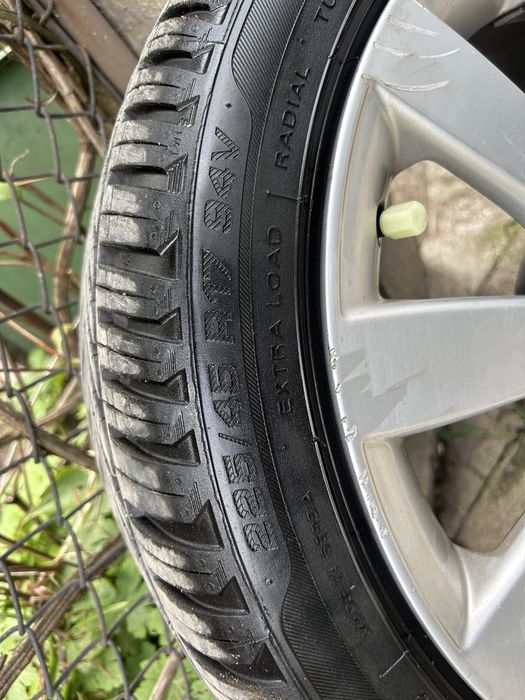 Джанти с всесезонни гуми 17"