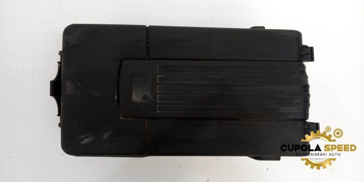 Capac acumulator / baterie 3C0915443A Audi Q3 8U [2011 - 2014]