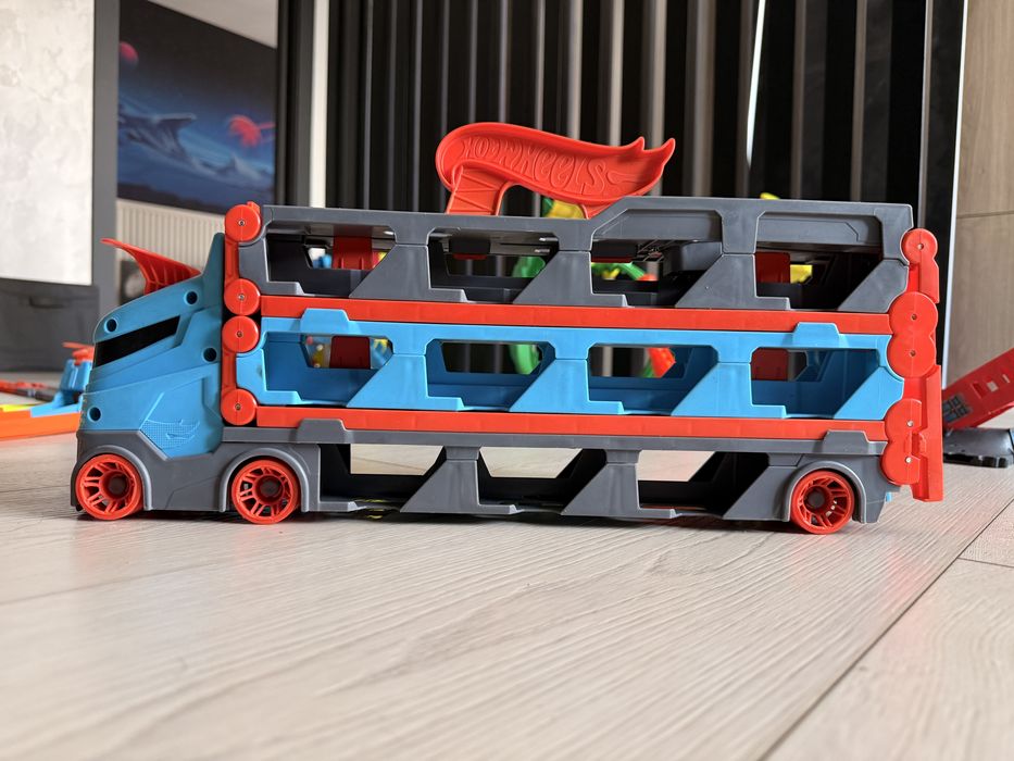 Hot wheels city парковка