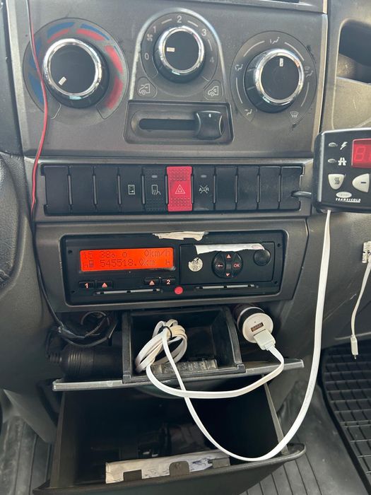 De vanzare  Iveco Daily 70 c17 180 cp