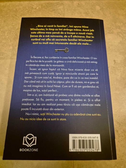 Vând cărți din seria Menajera de Freida  McFadden