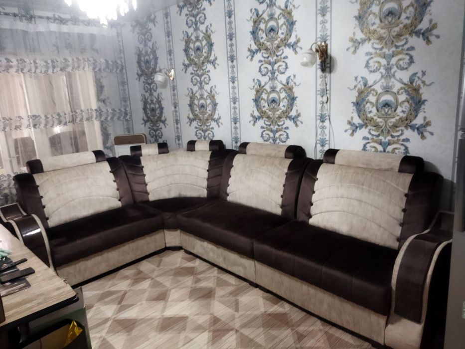 Продаётся отличный Уголок